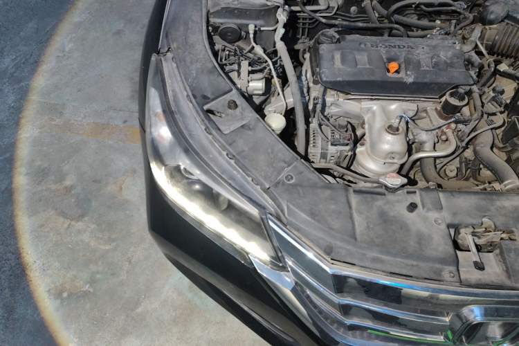 Used Honda Accord 2015 2.0L EX Luxury Edition Engine Bay Right