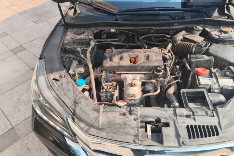 Used Honda Accord 2015 2.0L LX Comfort Edition Engine Bay Right