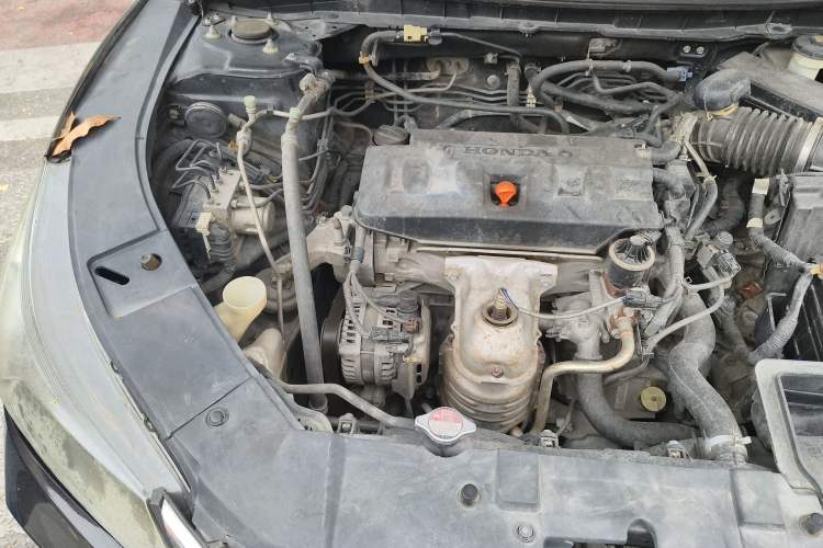 Used Honda Accord 2015 2.0L LX Comfort Edition Engine Bay Right
