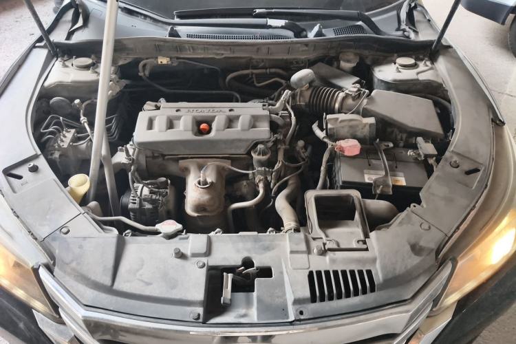 Used Honda Accord 2015 2.0L LX Comfort Edition Engine Bay