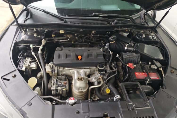 Used Honda Accord 2015 2.0L LX Comfort Edition Engine Bay