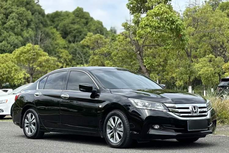 Used Honda Accord 2015 2.0L LXS Elite Edition Exterior 2