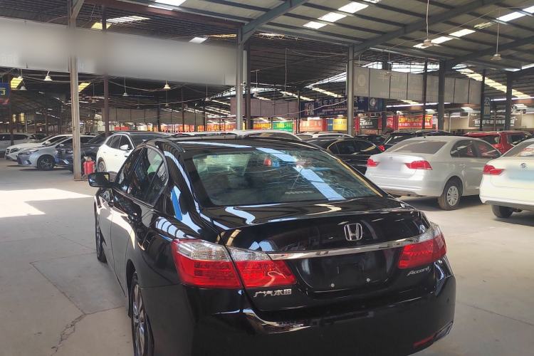Used Honda Accord 2015 2.0L LX Comfort Edition Exterior 3