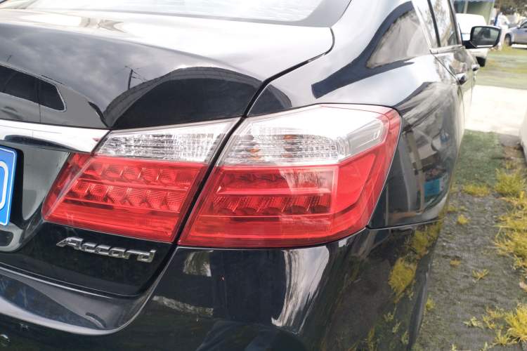 Used Honda Accord 2015 2.0L LX Comfort Edition Exterior 3