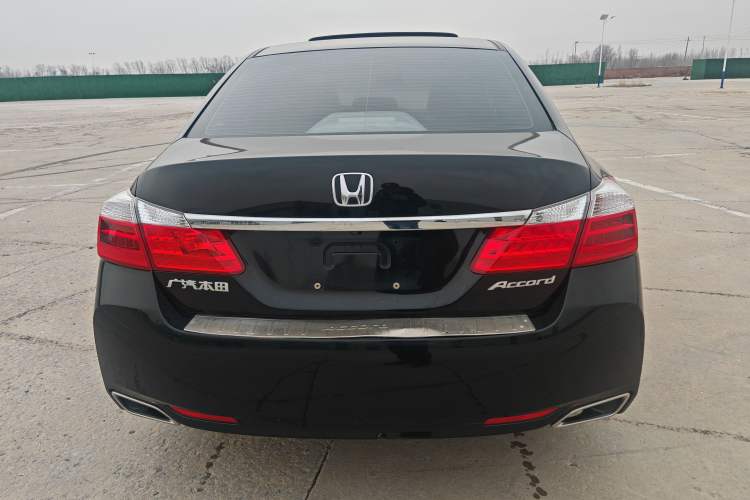 Used Honda Accord 2015 2.0L LX Comfort Edition Exterior 4