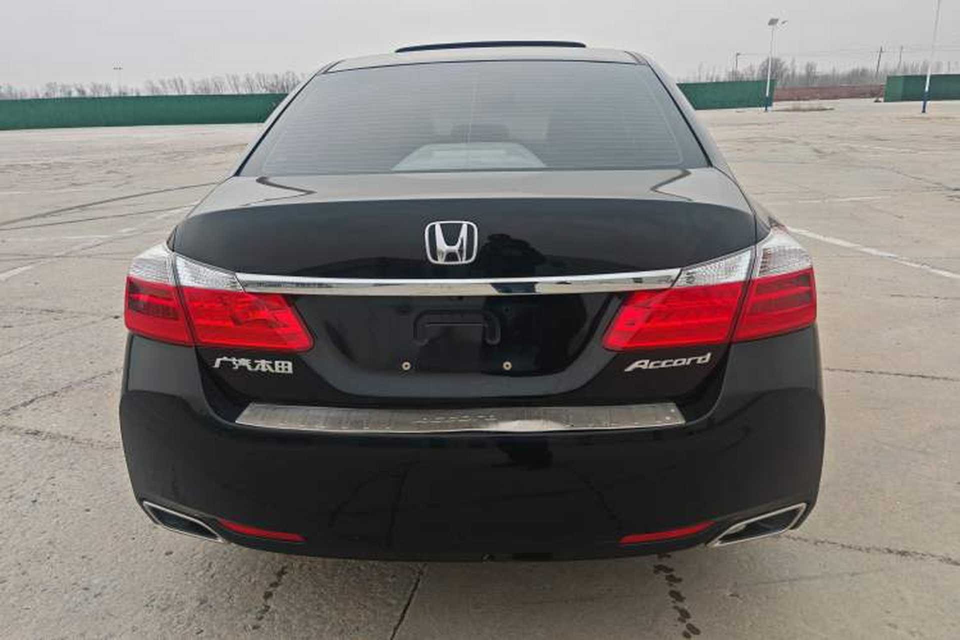 Used Honda Accord 2015 2.0L LX Comfort Edition Exterior 4