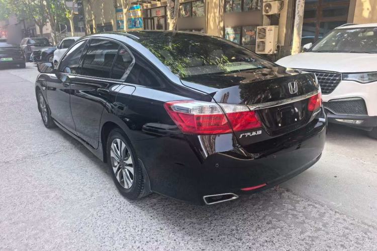 Used Honda Accord 2015 2.0L LX Comfort Edition Exterior 4