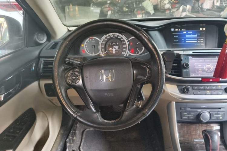 Used Honda Accord 2015 2.0L LX Comfort Edition Exterior 4