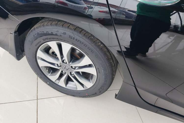 Used Honda Accord 2015 2.0L LX Comfort Edition Exterior 5
