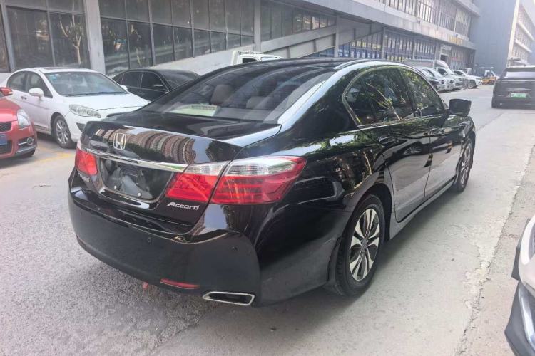 Used Honda Accord 2015 2.0L LX Comfort Edition Exterior 6