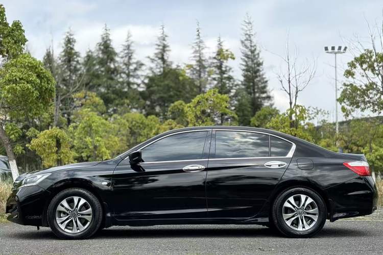 Used Honda Accord 2015 2.0L LXS Elite Edition Exterior 7