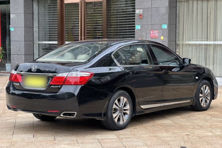 Used Honda Accord 2015 2.0L LX Comfort Edition Exterior 8