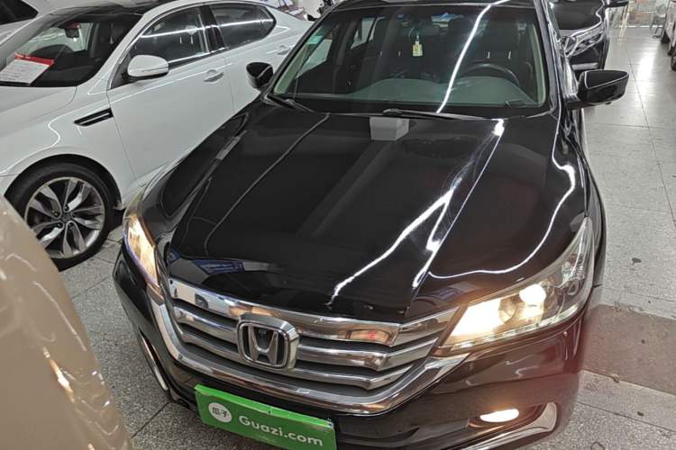 Used Honda Accord 2015 2.0L LX Comfort Edition Front