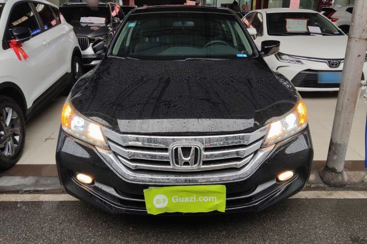 Used Honda Accord 2015 2.0L LX Comfort Edition Front