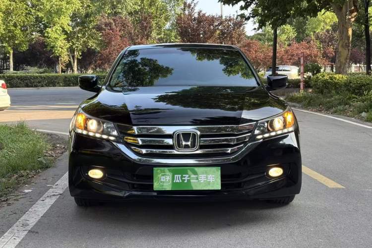 Used Honda Accord 2015 2.0L LX Comfort Edition Front