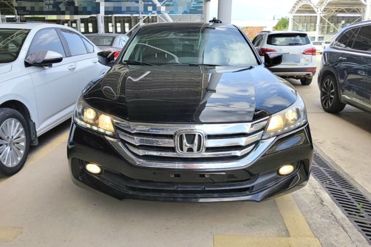 Used Honda Accord 2015 2.0L LX Comfort Edition Front