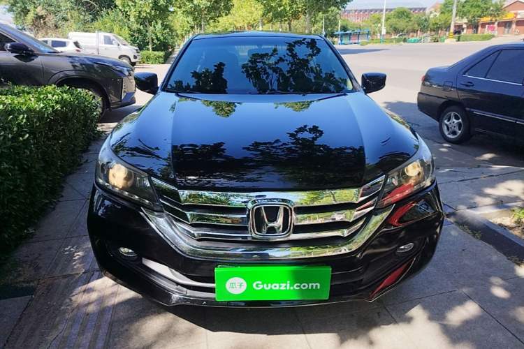 Used Honda Accord 2015 2.0L LX Comfort Edition Front