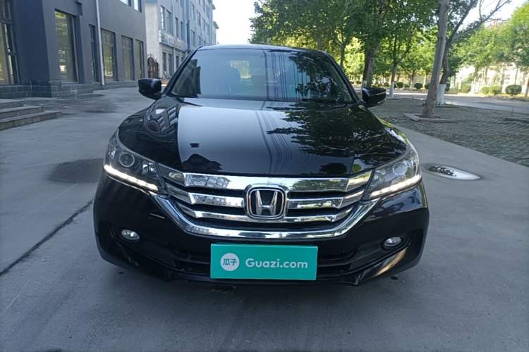Used Honda Accord 2015 2.0L LX Comfort Edition Front