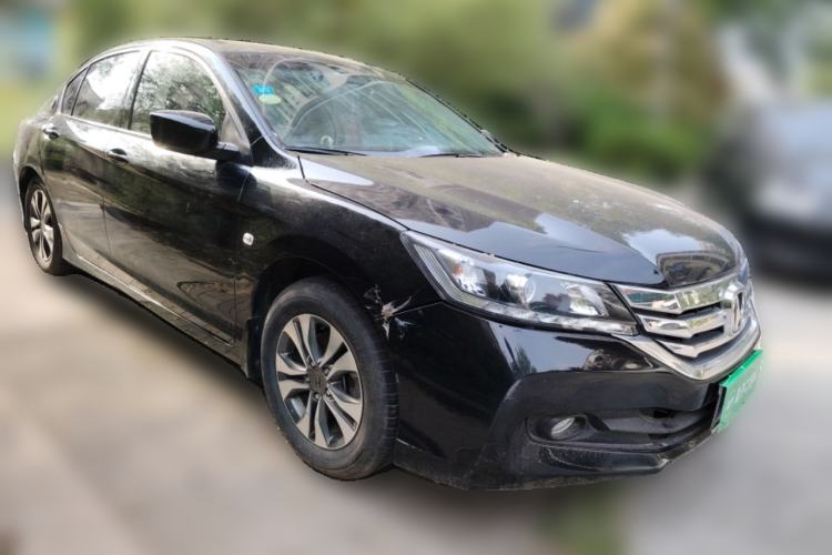 Used Honda Accord 2015 2.0L LX Comfort Edition Front Right 45 Deg