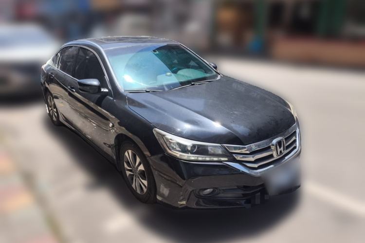 Used Honda Accord 2015 2.0L LX Comfort Edition Front Right 45 Deg