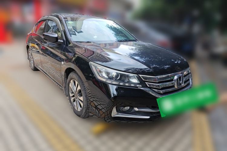 Used Honda Accord 2015 2.0L LXS Elite Edition Front Right 45 Deg