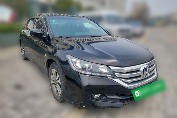 Used Honda Accord 2015 2.0L LXS Elite Edition Front Right 45 Deg