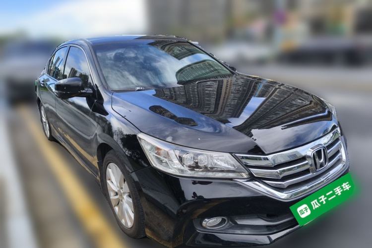 Used Honda Accord 2015 2.4L EX Luxury Edition Front Right 45 Deg