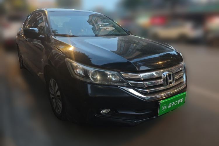 Used Honda Accord 2015 2.0L LXS Elite Edition Front Right 45 Deg