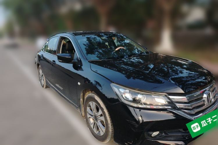 Used Honda Accord 2015 2.0L LXS Elite Edition Front Right 45 Deg