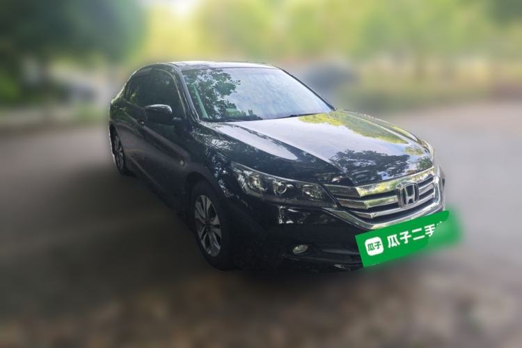 Used Honda Accord 2015 2.0L LX Comfort Edition Front Right 45 Deg