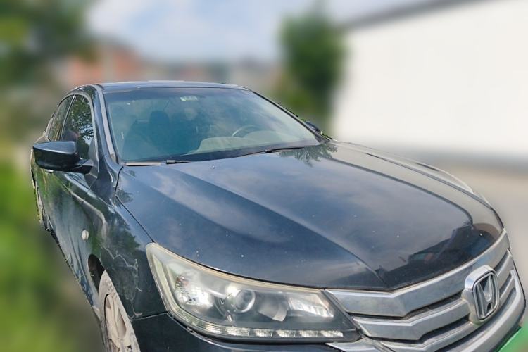 Used Honda Accord 2015 2.0L LXS Elite Edition Front Right 45 Deg