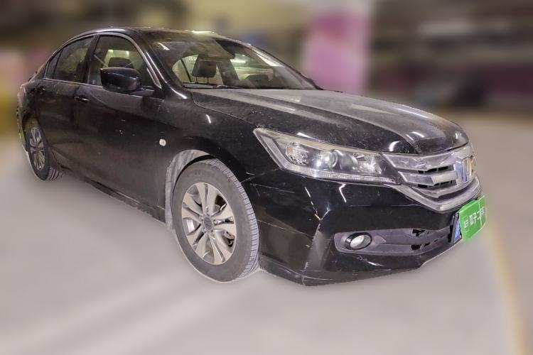 Used Honda Accord 2015 2.0L LX Comfort Edition Front Right 45 Deg