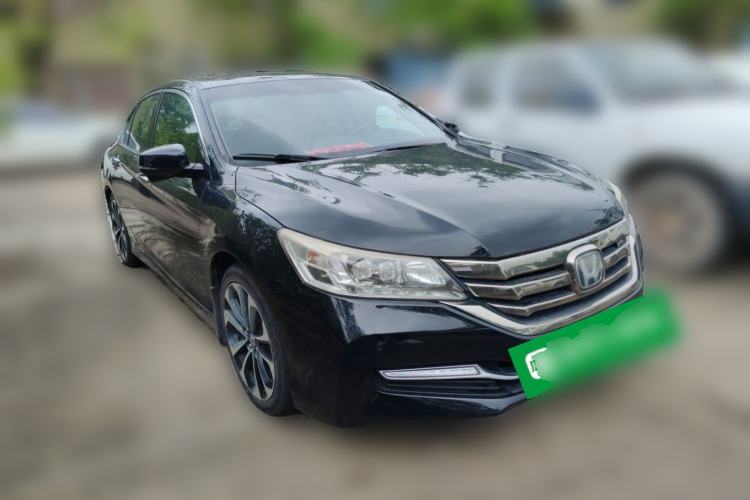 Used Honda Accord 2015 3.0L VTI Prestige Edition Front Right 45 Deg