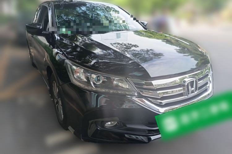Used Honda Accord 2015 2.0L LXS Elite Edition Front Right 45 Deg
