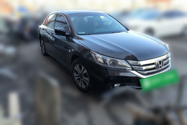 Used Honda Accord 2015 2.0L LX Comfort Edition Front Right 45 Deg