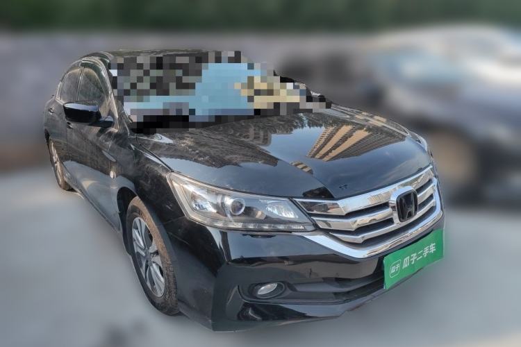 Used Honda Accord 2015 2.0L LX Comfort Edition Front Right 45 Deg