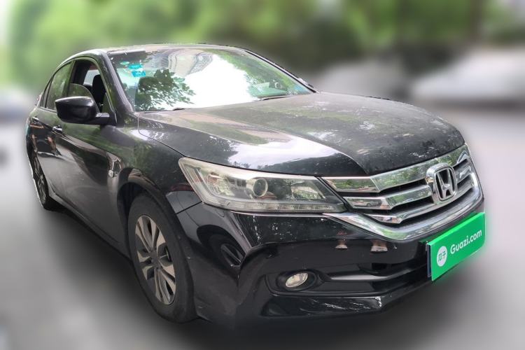 Used Honda Accord 2015 2.0L LX Comfort Edition Front Right 45 Deg