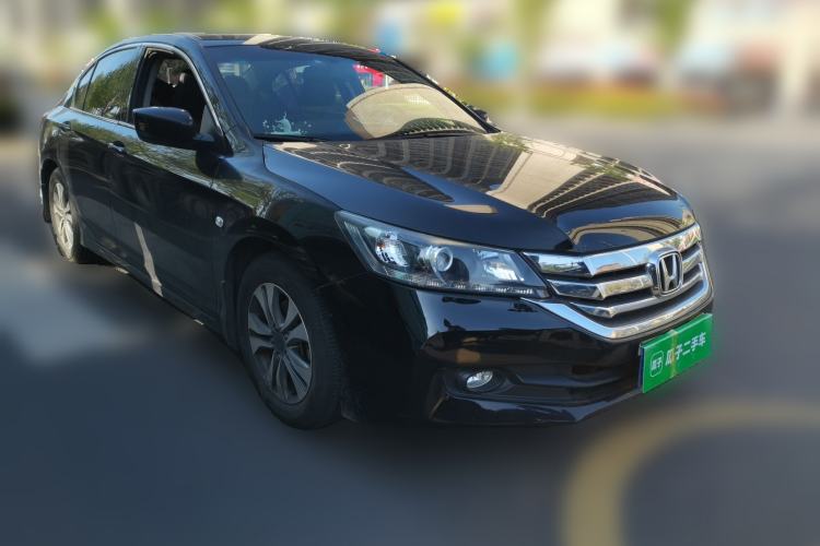 Used Honda Accord 2015 2.0L LXS Elite Edition Front Right 45 Deg