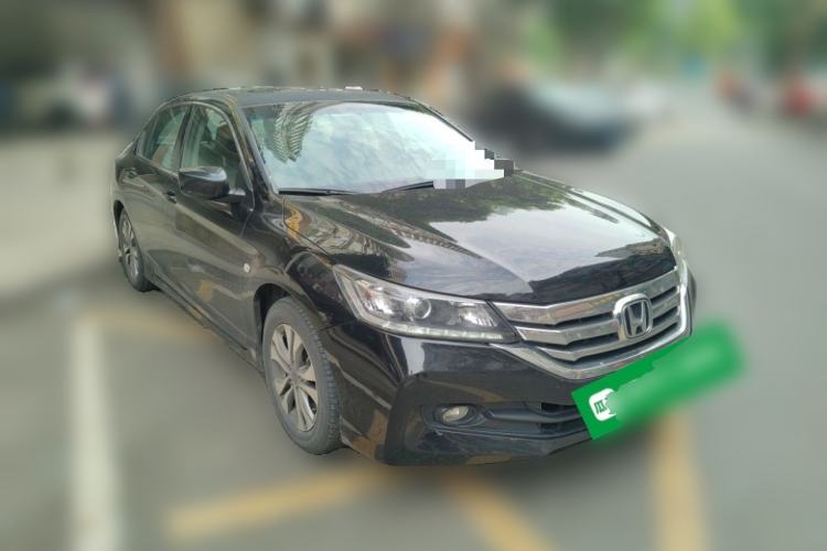 Used Honda Accord 2015 2.0L LXS Elite Edition Front Right 45 Deg