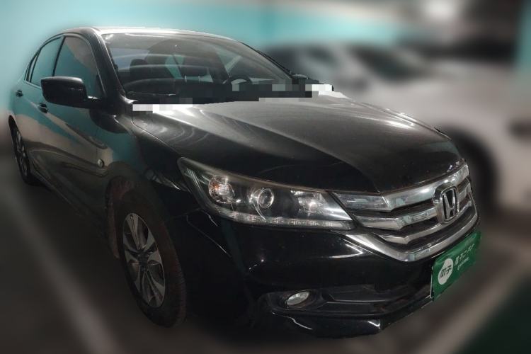 Used Honda Accord 2015 2.0L LXS Elite Edition Front Right 45 Deg