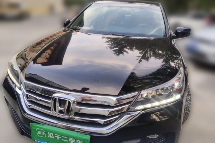 Used Honda Accord 2015 2.0L LX Comfort Edition Front