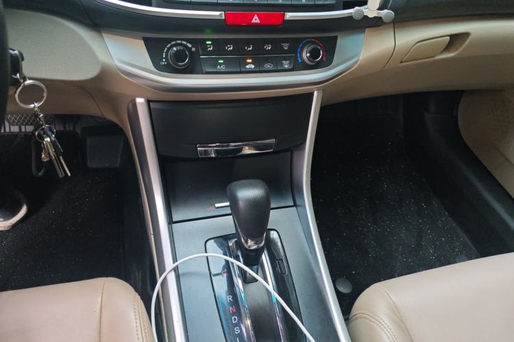 Used Honda Accord 2015 2.0L LX Comfort Edition Gear Lever