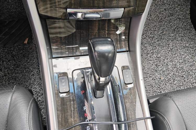 Used Honda Accord 2015 2.4L EX Luxury Edition Gear Lever
