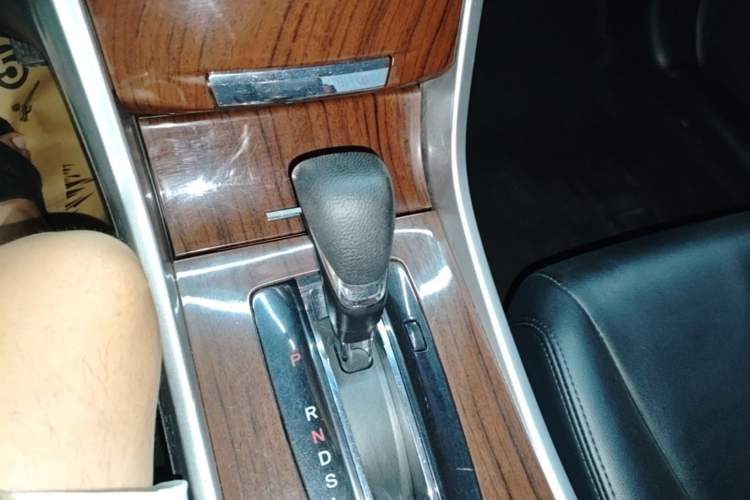 Used Honda Accord 2015 2.0L LX Comfort Edition Gear Lever