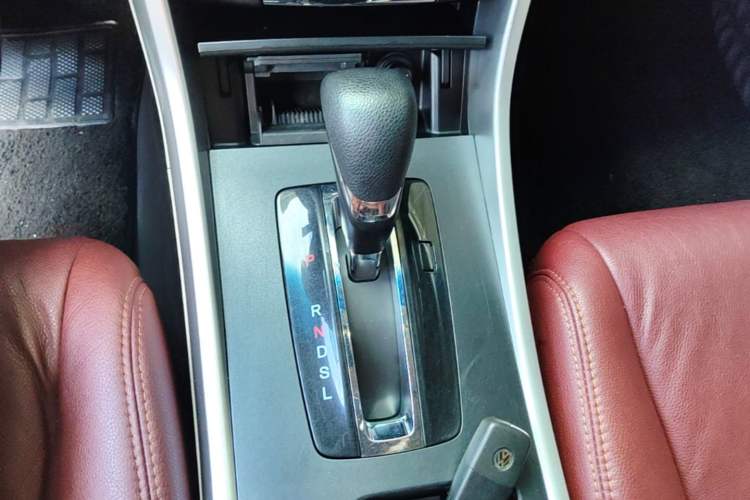 Used Honda Accord 2015 2.0L LX Comfort Edition Gear Lever