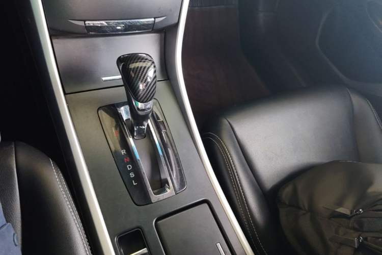 Used Honda Accord 2015 2.0L LX Comfort Edition Gear Lever