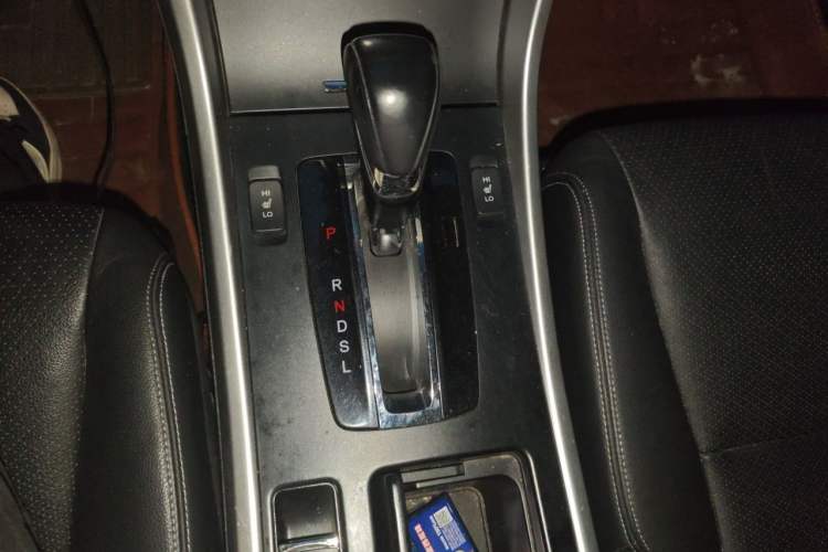 Used Honda Accord 2015 2.0L LXS Elite Edition Gear Lever