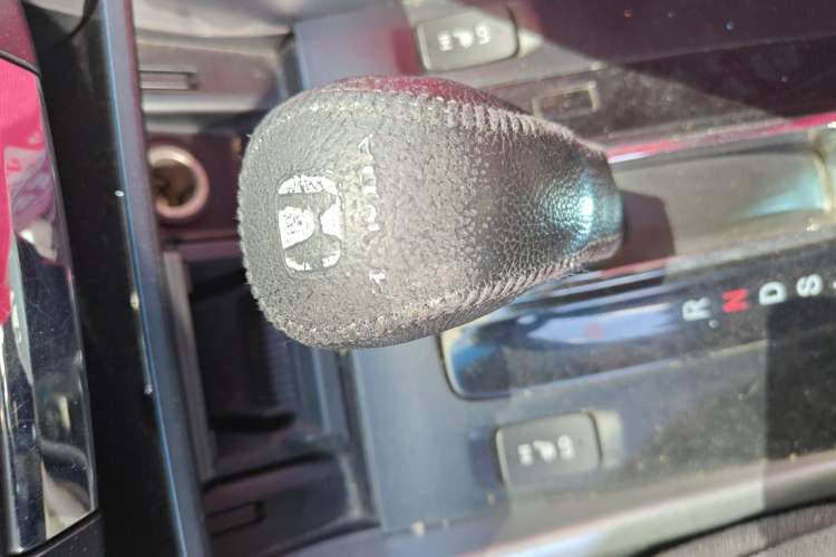 Used Honda Accord 2015 2.0L LXS Elite Edition Gear Lever