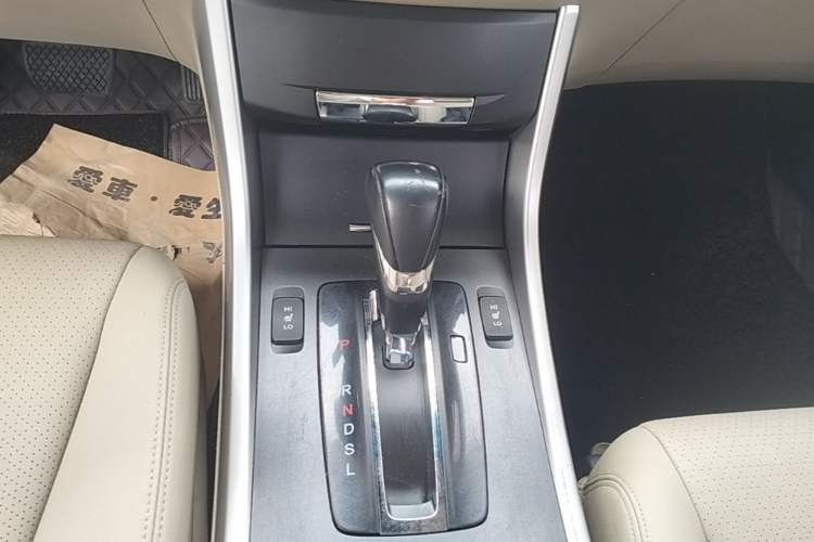 Used Honda Accord 2015 2.0L LXS Elite Edition Gear Lever