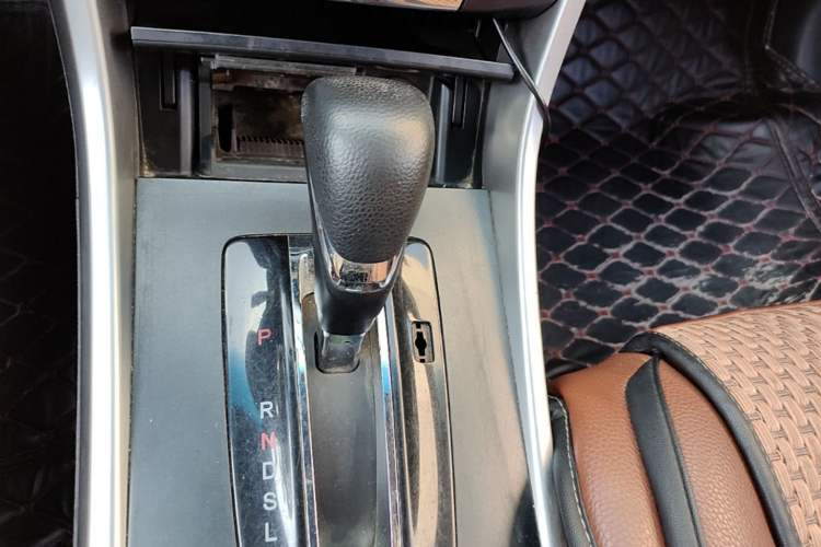 Used Honda Accord 2015 2.0L LX Comfort Edition Gear Lever
